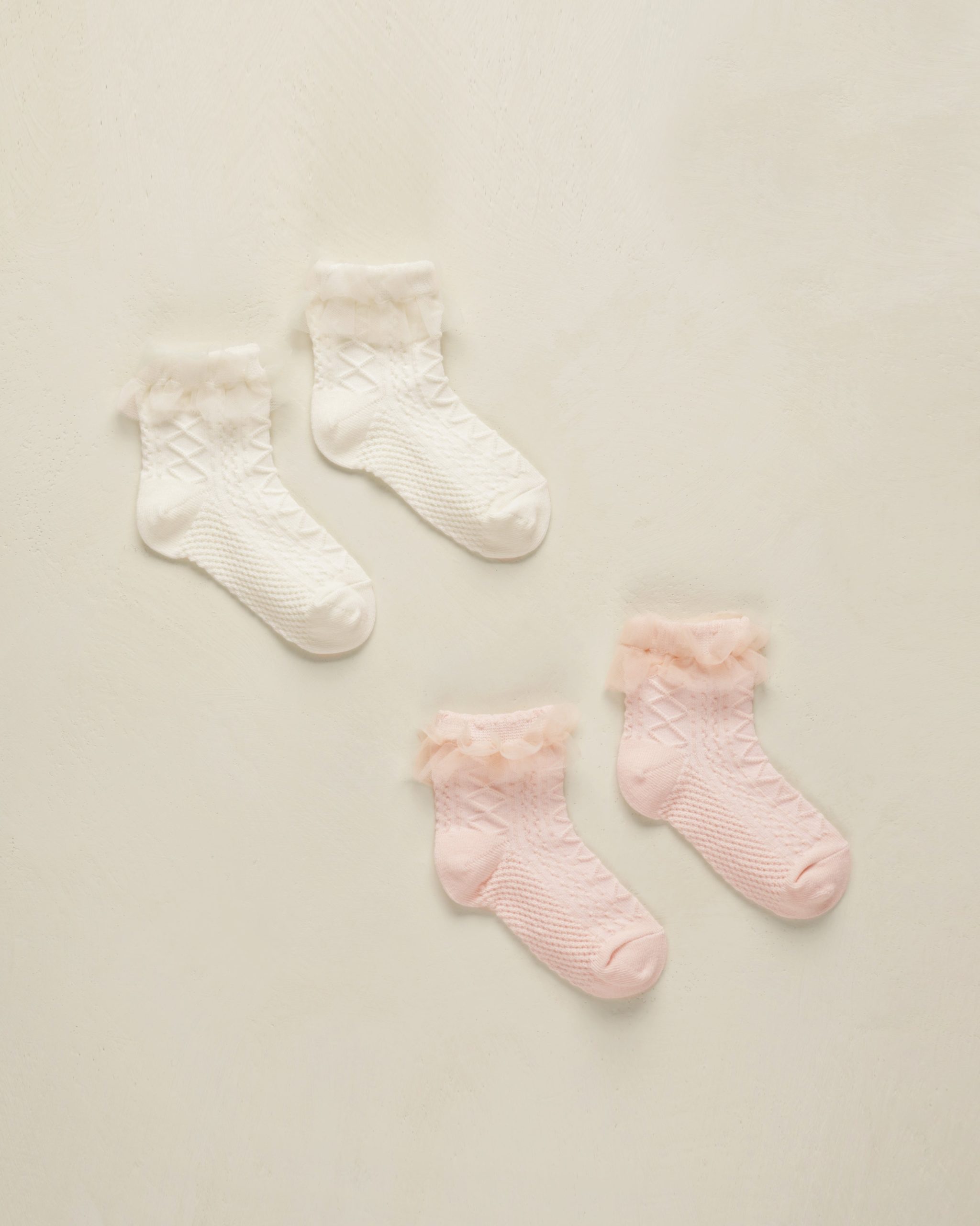 Noralee – Ruffle Socks – Ivory, Blush