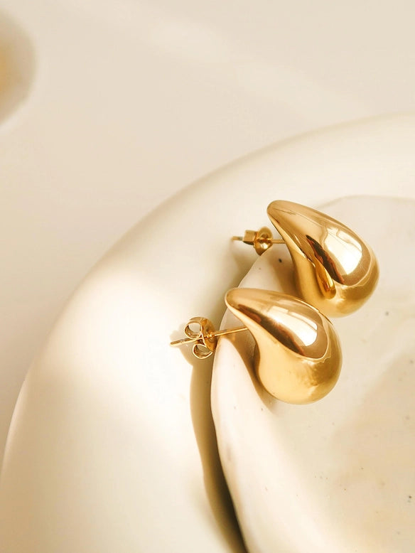 18K Large Droplet Earring – Gold