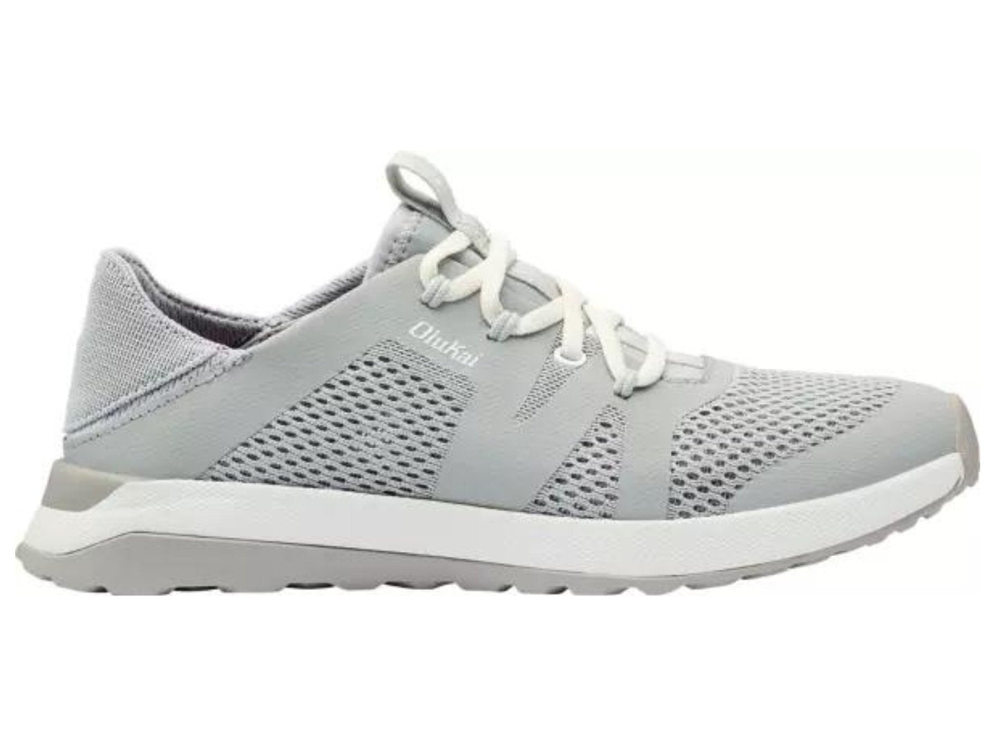 Olukai: Huia in Pale Grey